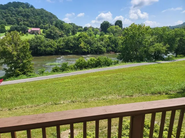 $1,799,000 | 1 River Road, Church Hill, TN 37642