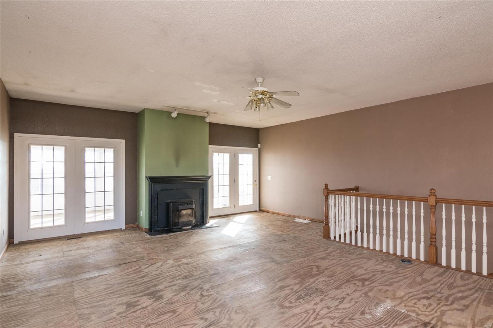 5260 Columbia Road Edwardsville, IL 62025 - Photo 3 of 38