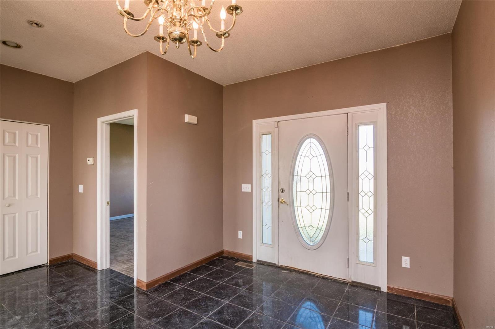 5260 Columbia Road Edwardsville, IL 62025 - Photo 8 of 38