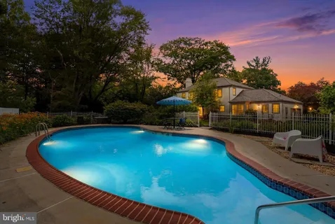 $1,395,000 | 736 Governor Circle, Newtown Square, PA 19073