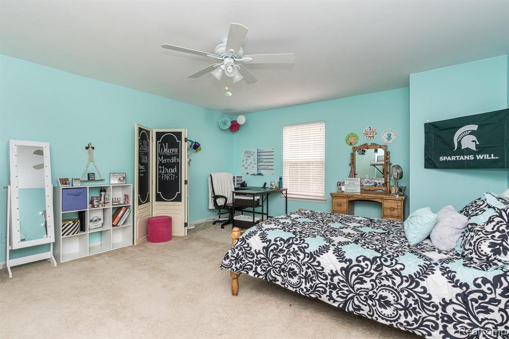 663 West Bluff Court Rochester Hills, MI 48307 - Photo 21 of 38