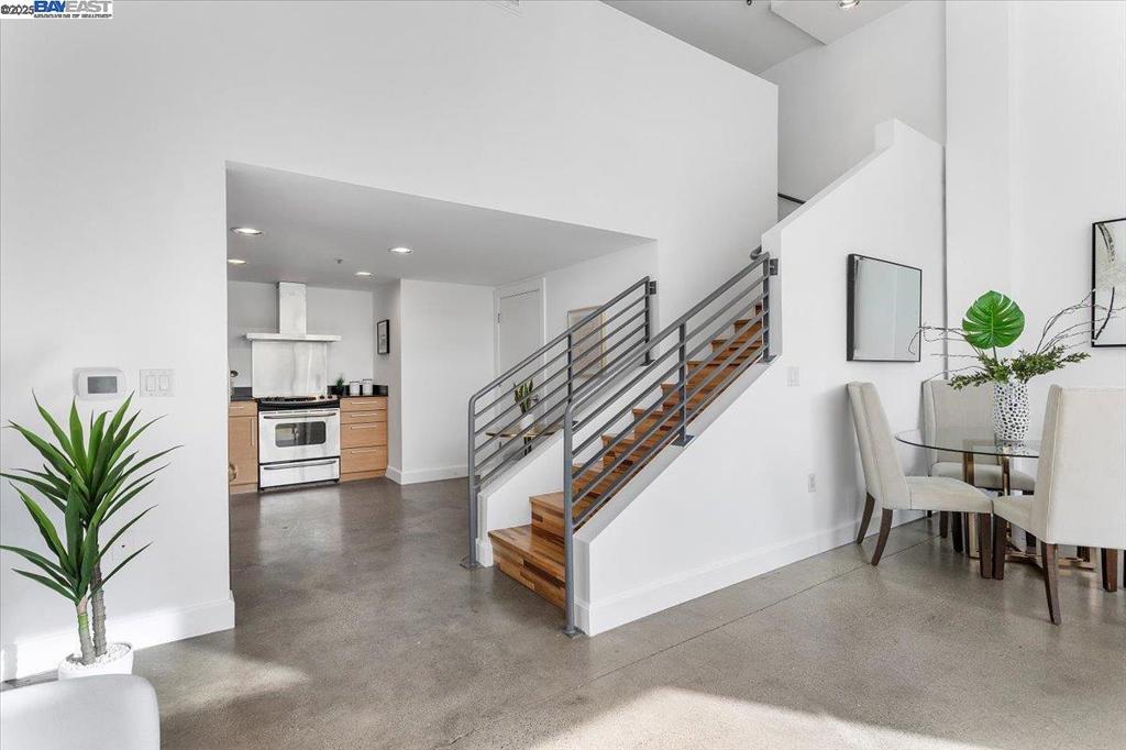 226-226 2nd Street, Unit G2 Oakland, CA 94607 - Photo 5 of 28