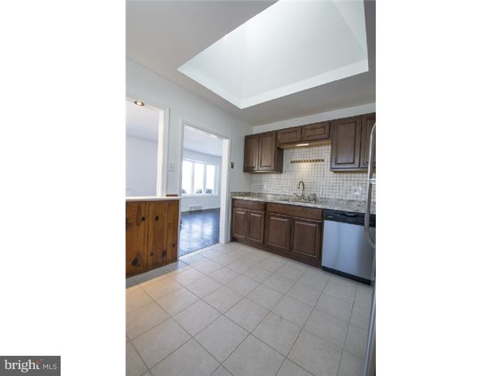 110 Brookhill Road Newtown Square, PA 19073 - Photo 8 of 24 Kitchen