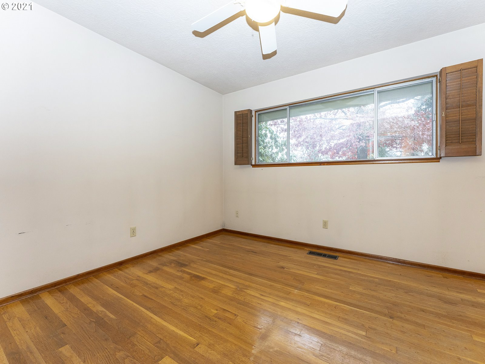 1410 Northwest Murray Road Portland, OR 97229 - Photo 14 of 25 Gallery Image 14