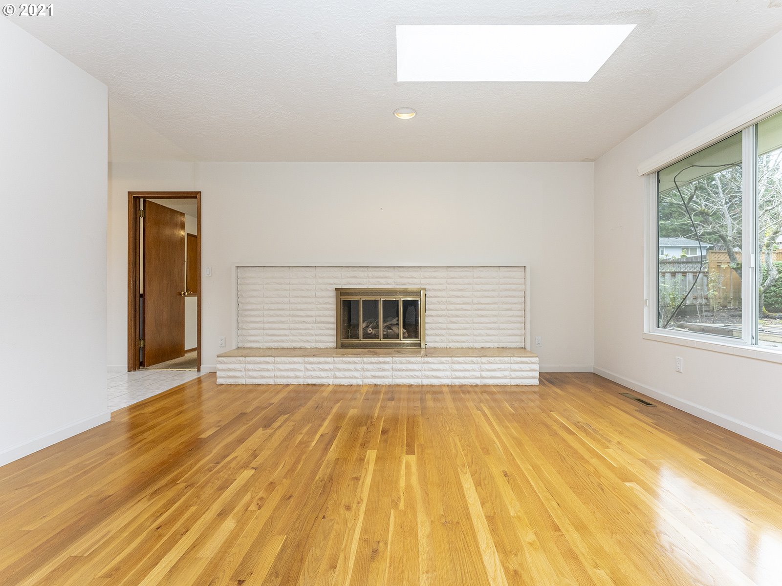 1410 Northwest Murray Road Portland, OR 97229 - Photo 3 of 25 Gallery Image 3