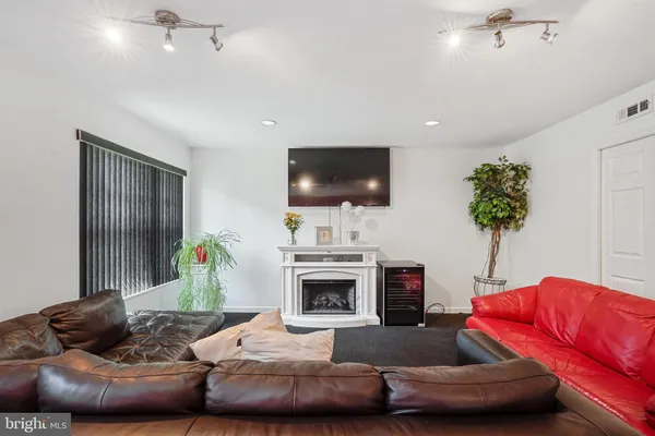$399,500 | 1007 Moore Road, West Deptford, NJ 08086
