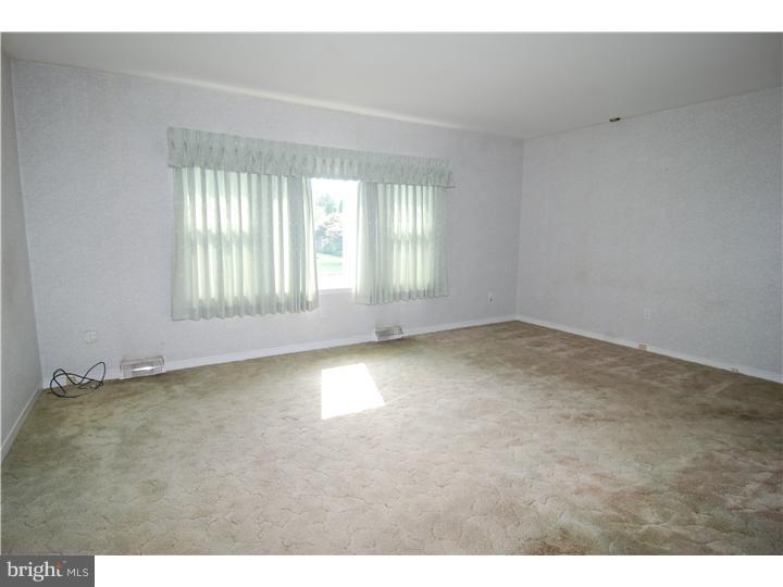 103 Lee Avenue Reading, PA 19607 - Photo 12 of 24