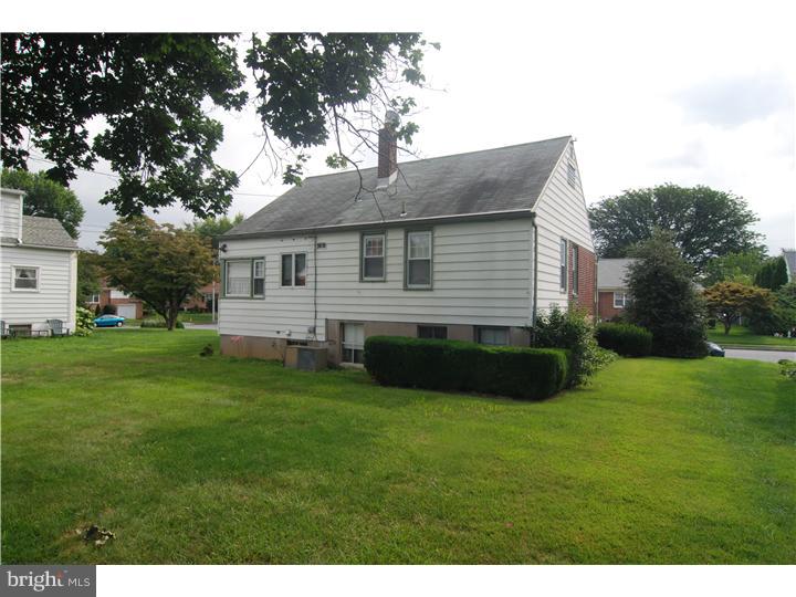 103 Lee Avenue Reading, PA 19607 - Photo 5 of 24