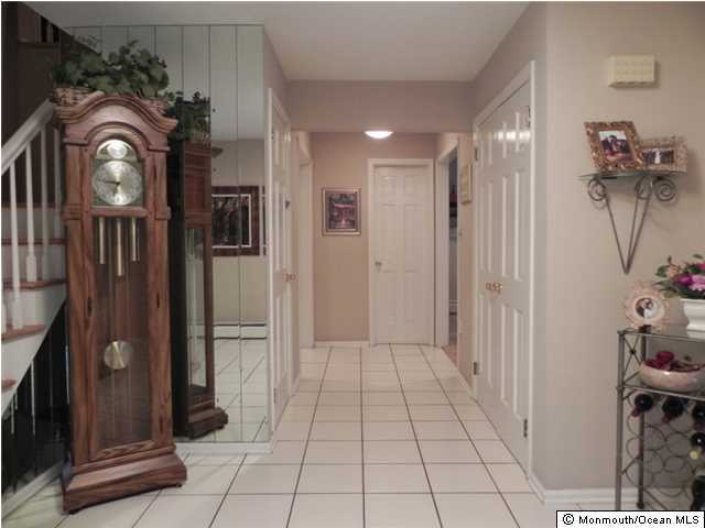 1 Pence Road Manalapan, NJ 07726 - Photo 3 of 18 Additional Photo