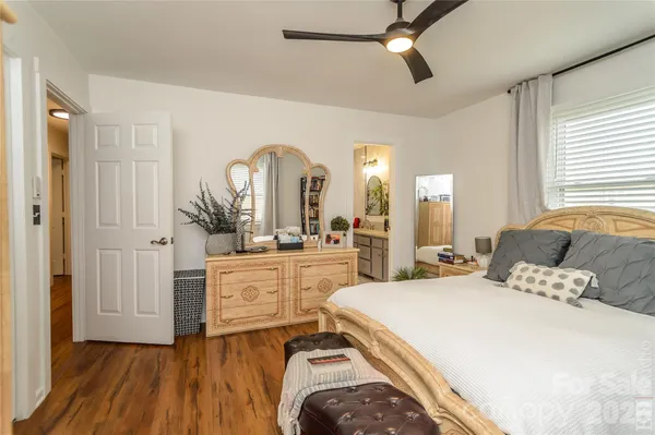 $564,900 | 5164 Olde School Drive, Unit 44, Hickory, NC 28602