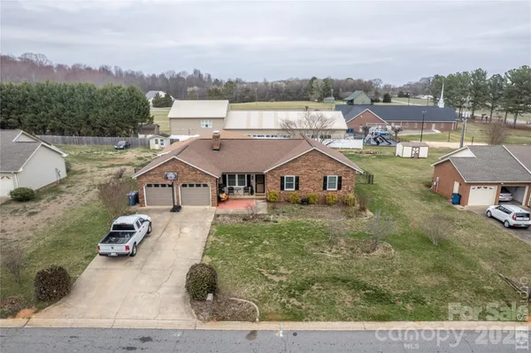$564,900 | 5164 Olde School Drive, Unit 44, Hickory, NC 28602