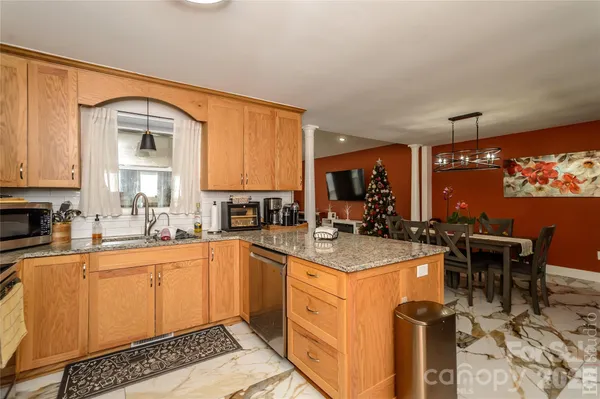 $564,900 | 5164 Olde School Drive, Unit 44, Hickory, NC 28602