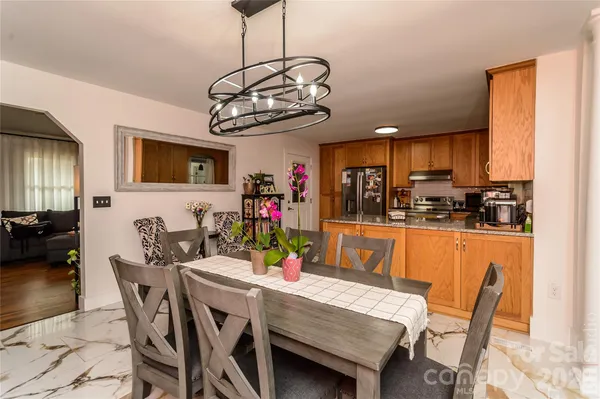 $564,900 | 5164 Olde School Drive, Unit 44, Hickory, NC 28602