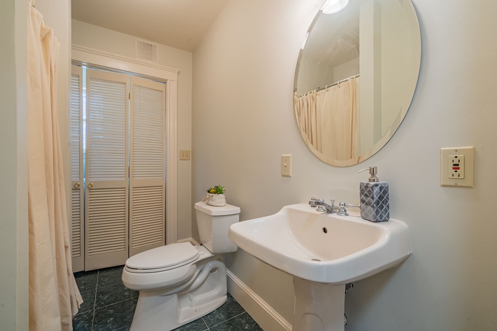 682 Marrett Road Lexington, MA 02421 - Photo 23 of 42