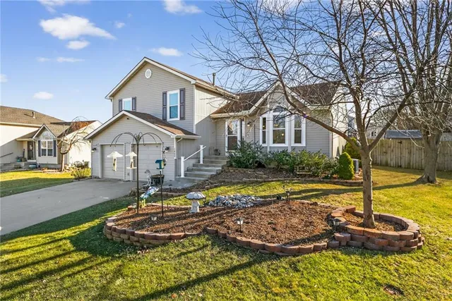 $368,000 | 1423 Northeast 102nd Terrace, Kansas City, MO 64155