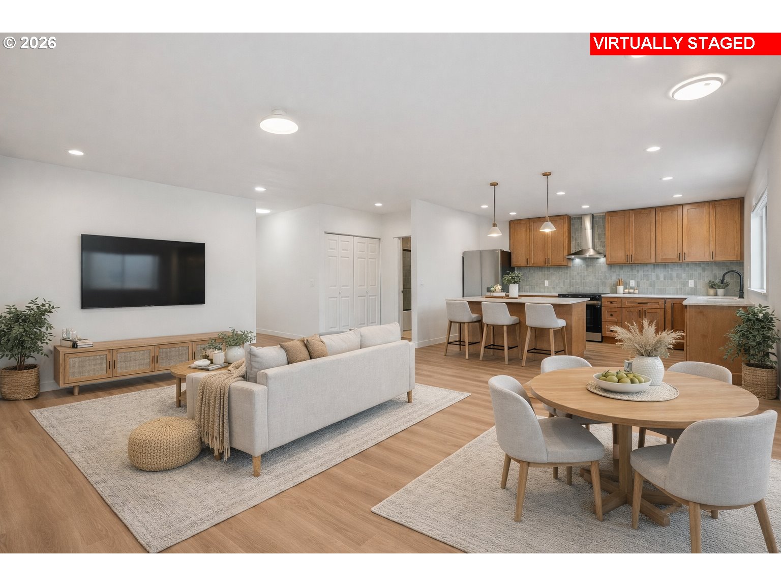 9998 Southeast Amherst Street Clackamas, OR 97015 - Photo 5 of 24