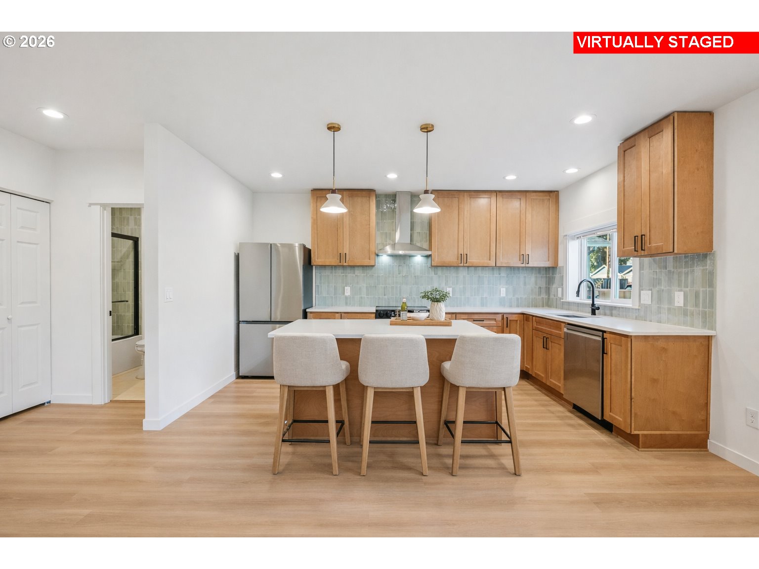 9998 Southeast Amherst Street Clackamas, OR 97015 - Photo 10 of 24