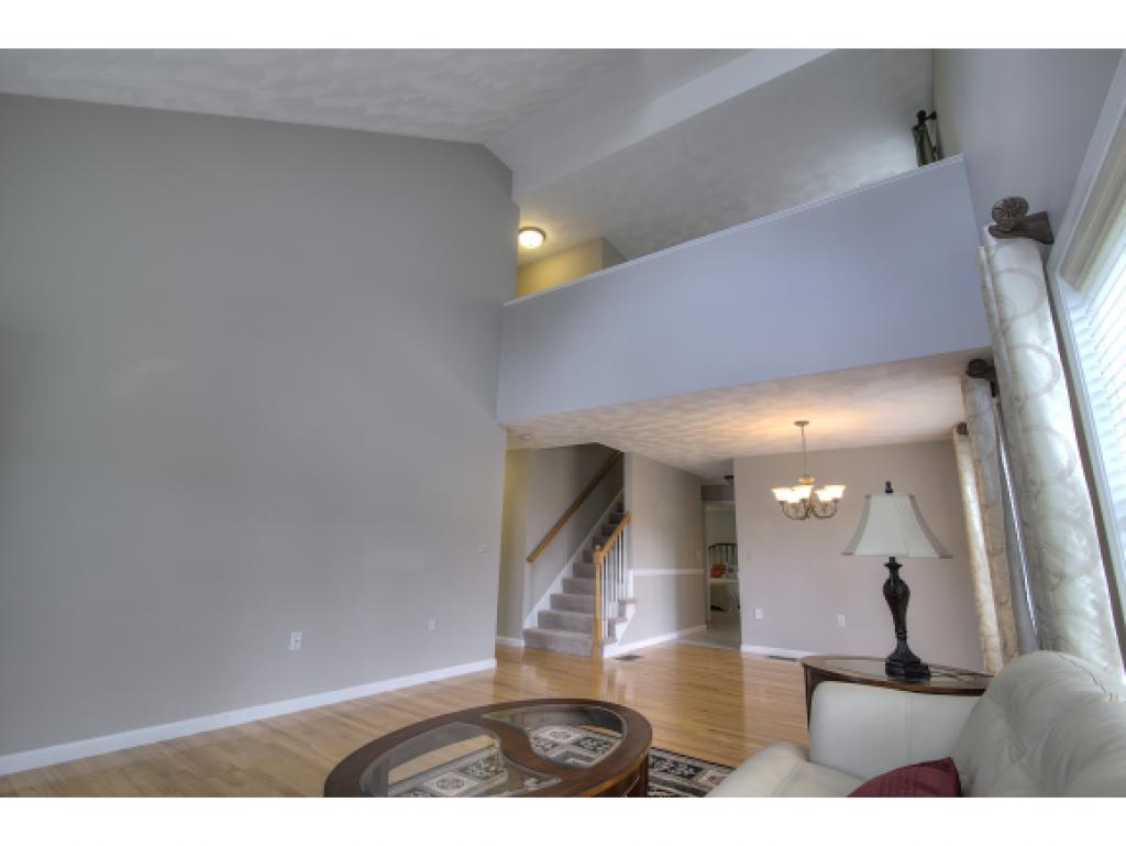 19 Hadleigh Road, Unit 19 Windham, NH 03087 - Photo 12 of 28