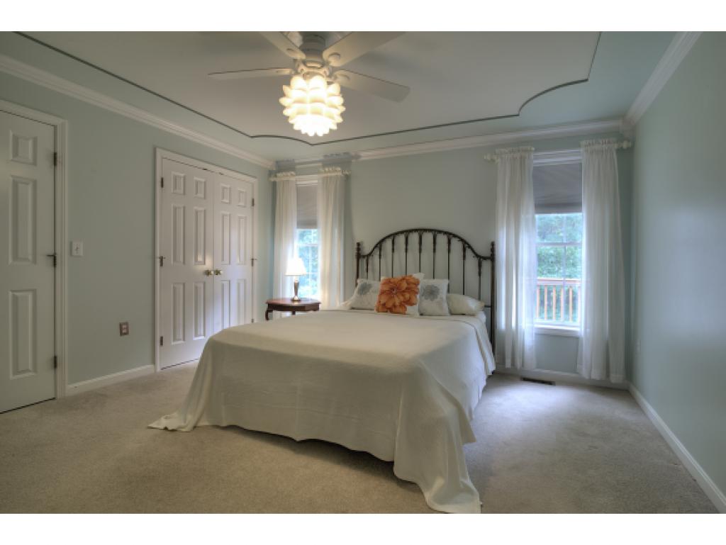 19 Hadleigh Road, Unit 19 Windham, NH 03087 - Photo 15 of 28
