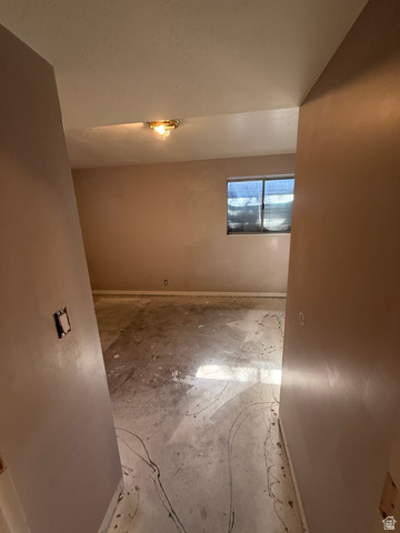 680 Family Circle Sandy, UT 84070 - Photo 28 of 35