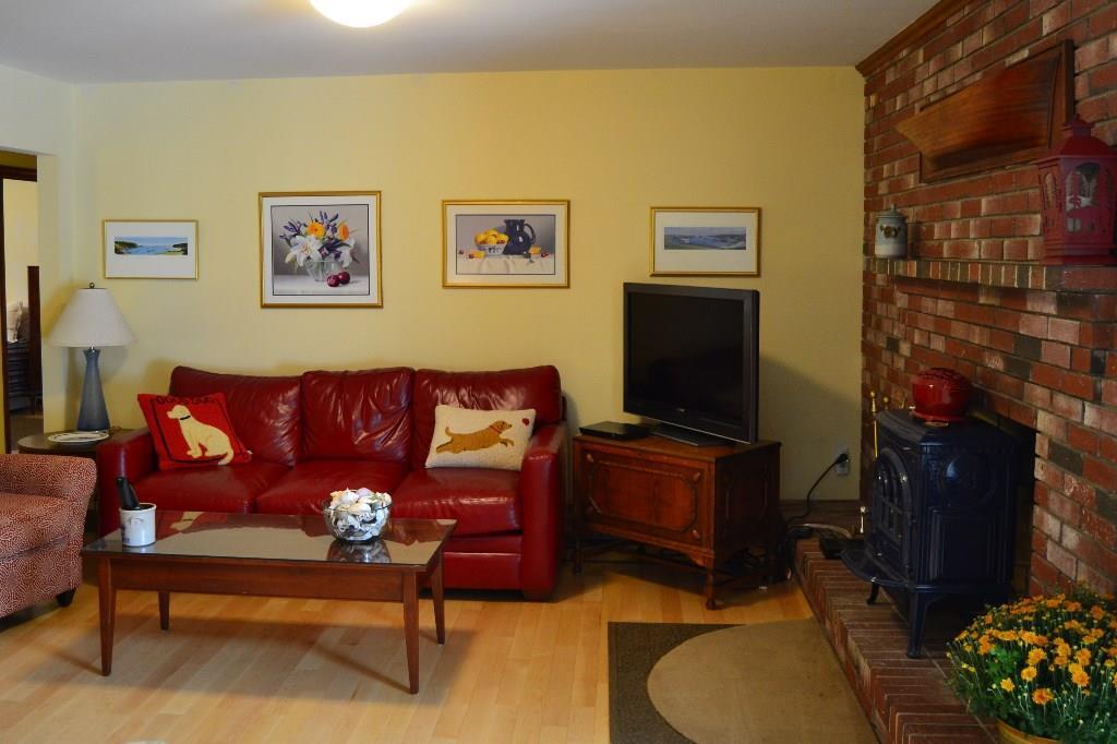 44 Hemlock Road Brunswick, ME 04011 - Photo 4 of 35 Photo
