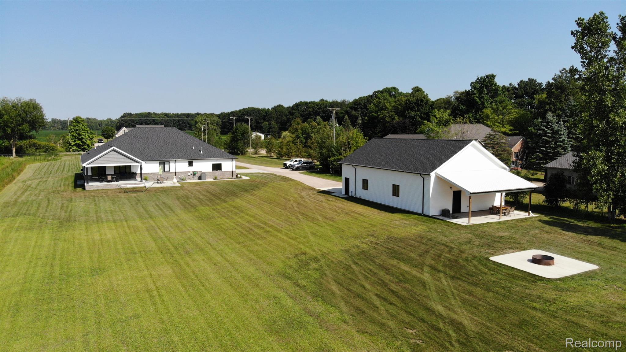 80601 Capac Road Armada, MI 48005 - Photo 8 of 99 Gallery Image 8