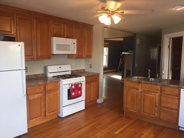59 Demond Avenue Springfield, MA 01107 - Photo 11 of 18 Gallery Image 11