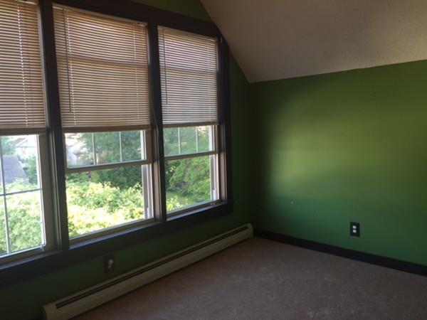 59 Demond Avenue Springfield, MA 01107 - Photo 14 of 18 Gallery Image 14