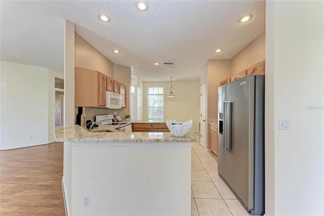 $3,400 | 5022 46th Street West, Bradenton, FL 34210