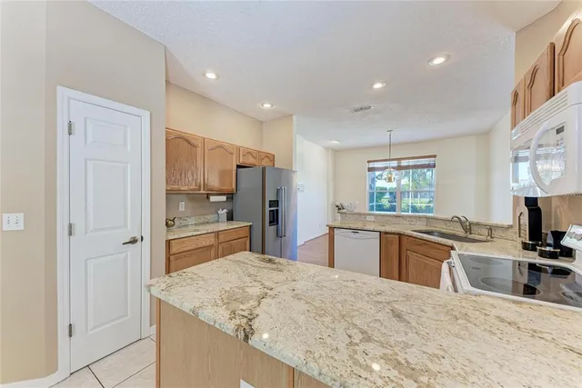 $3,400 | 5022 46th Street West, Bradenton, FL 34210