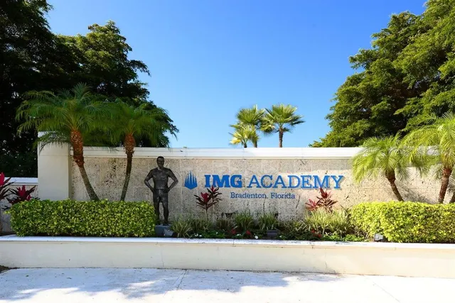 $3,400 | 5022 46th Street West, Bradenton, FL 34210