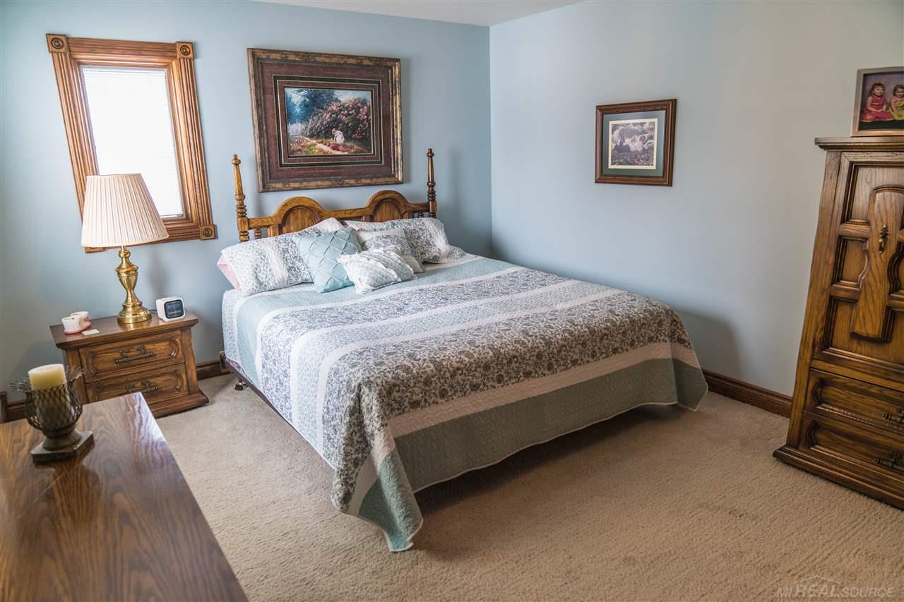 2601 Lakeshore Road Applegate, MI 48401 - Photo 40 of 71