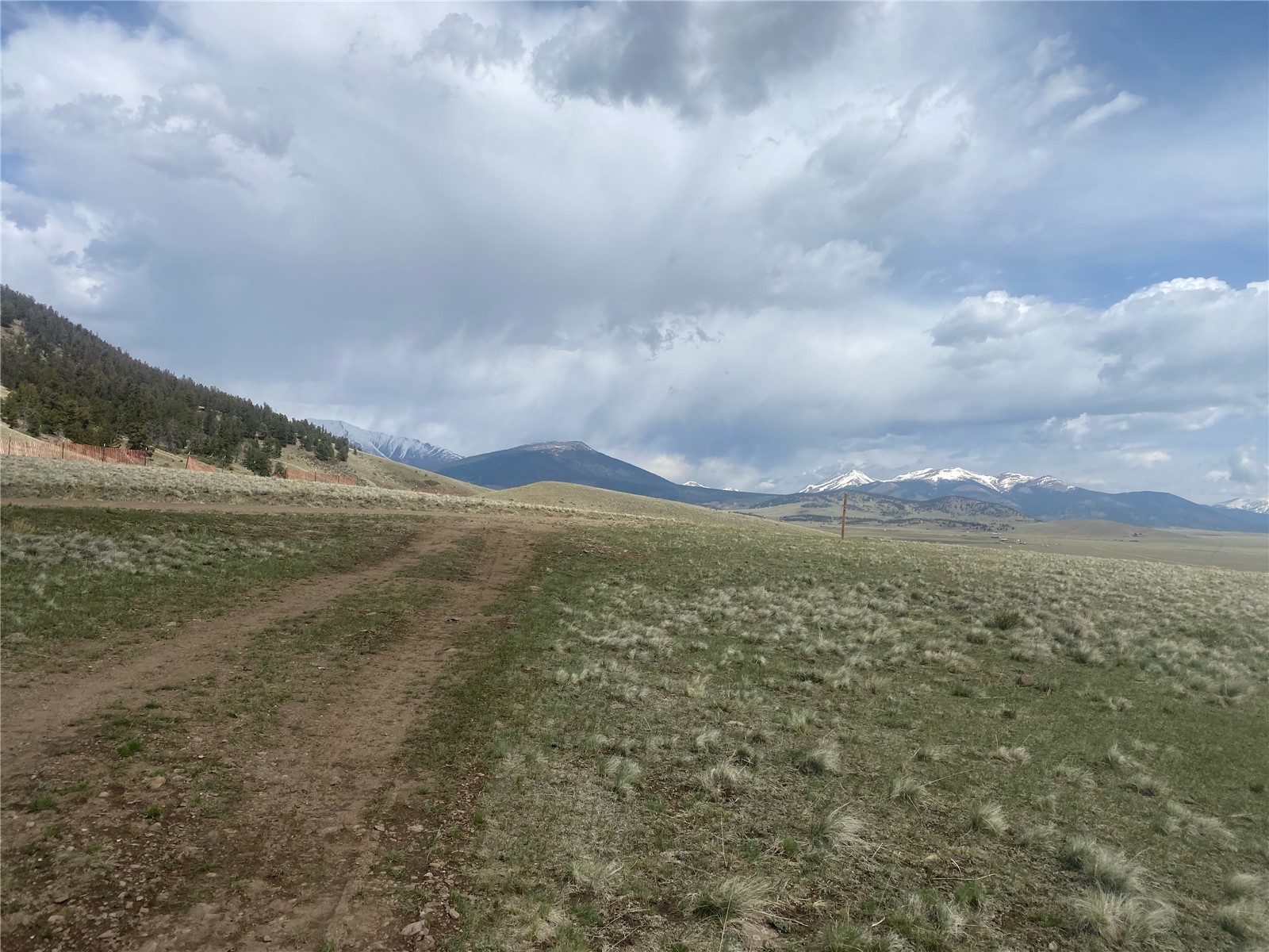 2416 Bar D Road Como, CO 80432 - Photo 5 of 25 Gallery Image 5