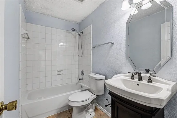 $1,875 | 1551 Brandywine Lane, Little Elm, TX 75068