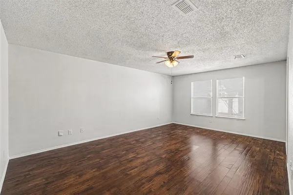 $1,875 | 1551 Brandywine Lane, Little Elm, TX 75068