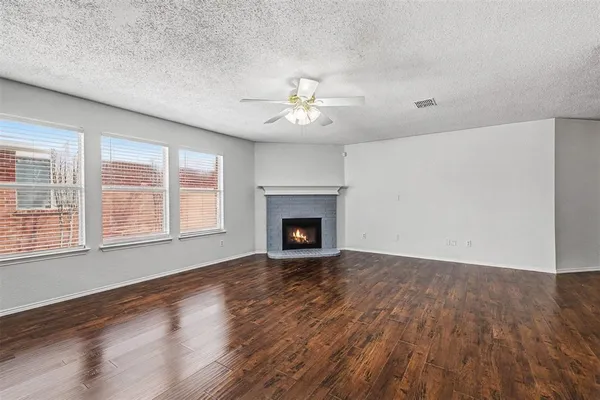 $1,875 | 1551 Brandywine Lane, Little Elm, TX 75068