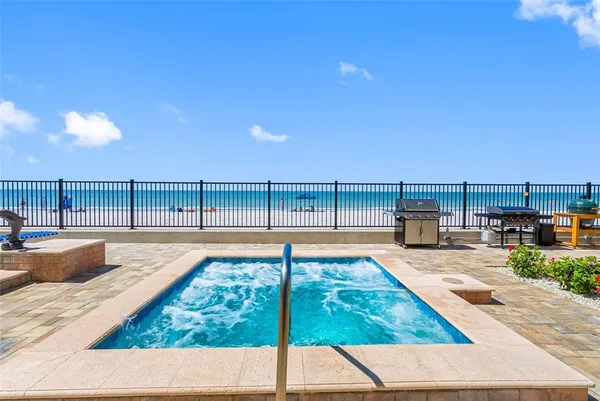 $1,950,000 | 16750 Gulf Boulevard, Unit 414, North Redington Beach, FL 33708