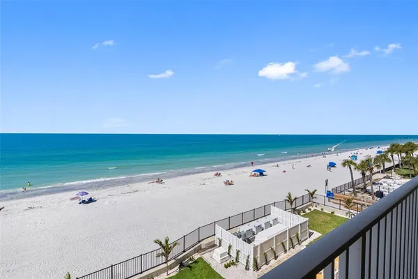$1,950,000 | 16750 Gulf Boulevard, Unit 414, North Redington Beach, FL 33708