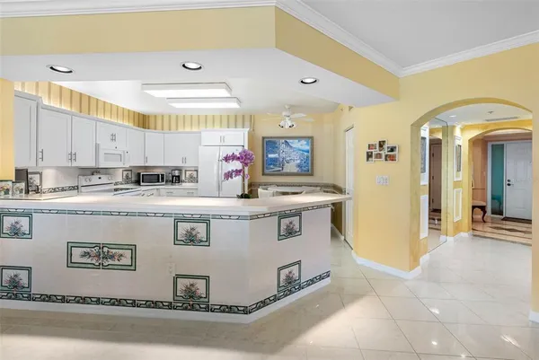 $1,950,000 | 16750 Gulf Boulevard, Unit 414, North Redington Beach, FL 33708