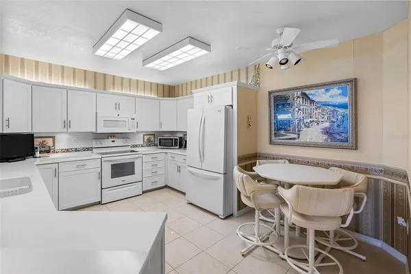 $1,950,000 | 16750 Gulf Boulevard, Unit 414, North Redington Beach, FL 33708