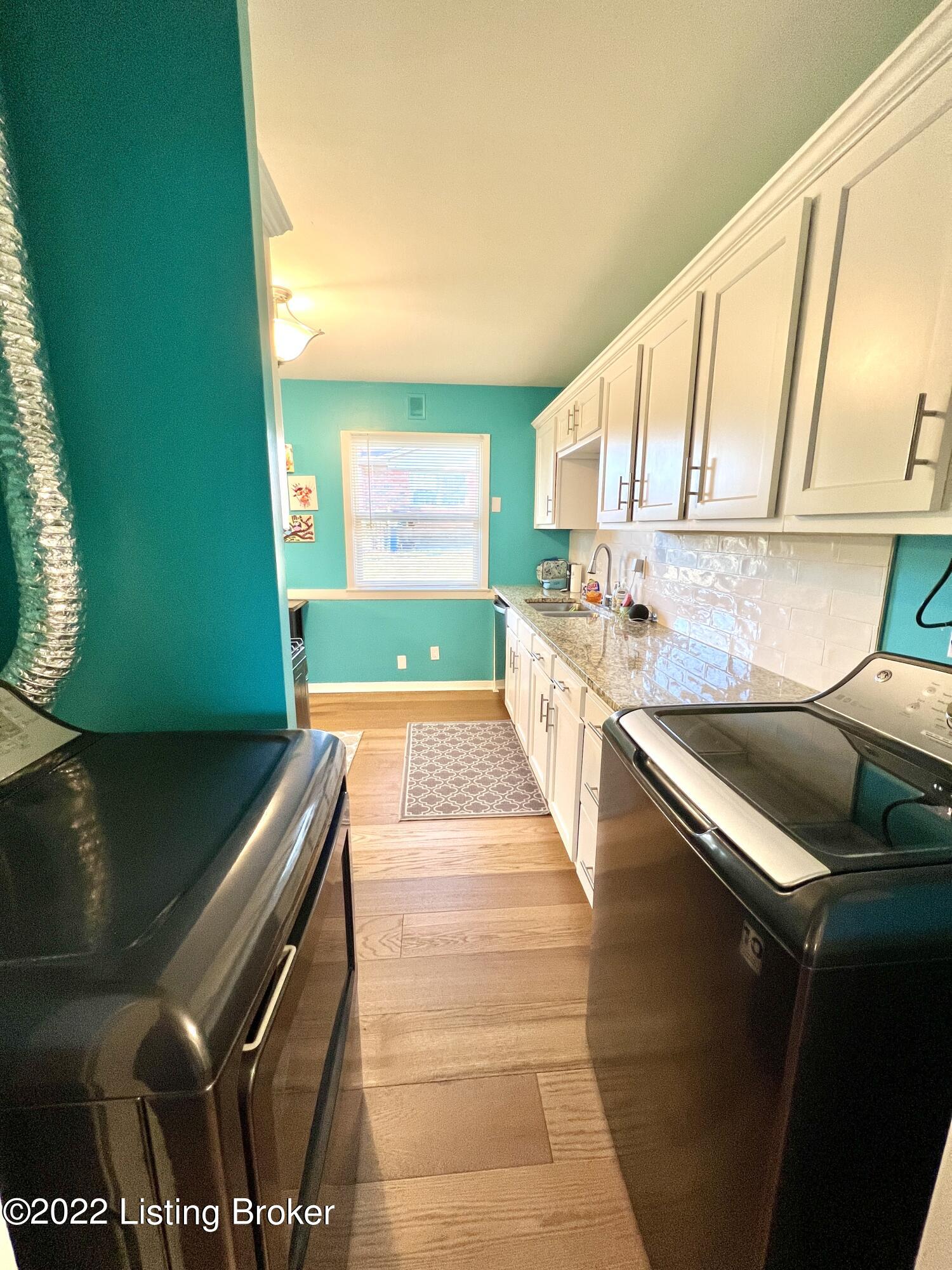 1900 Millgate Road Louisville, KY 40223 - Photo 22 of 46 1900 Millgate Rd - Washer & Dryer