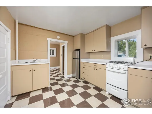 $325,000 | 1623 12th Street, Greeley, CO 80631