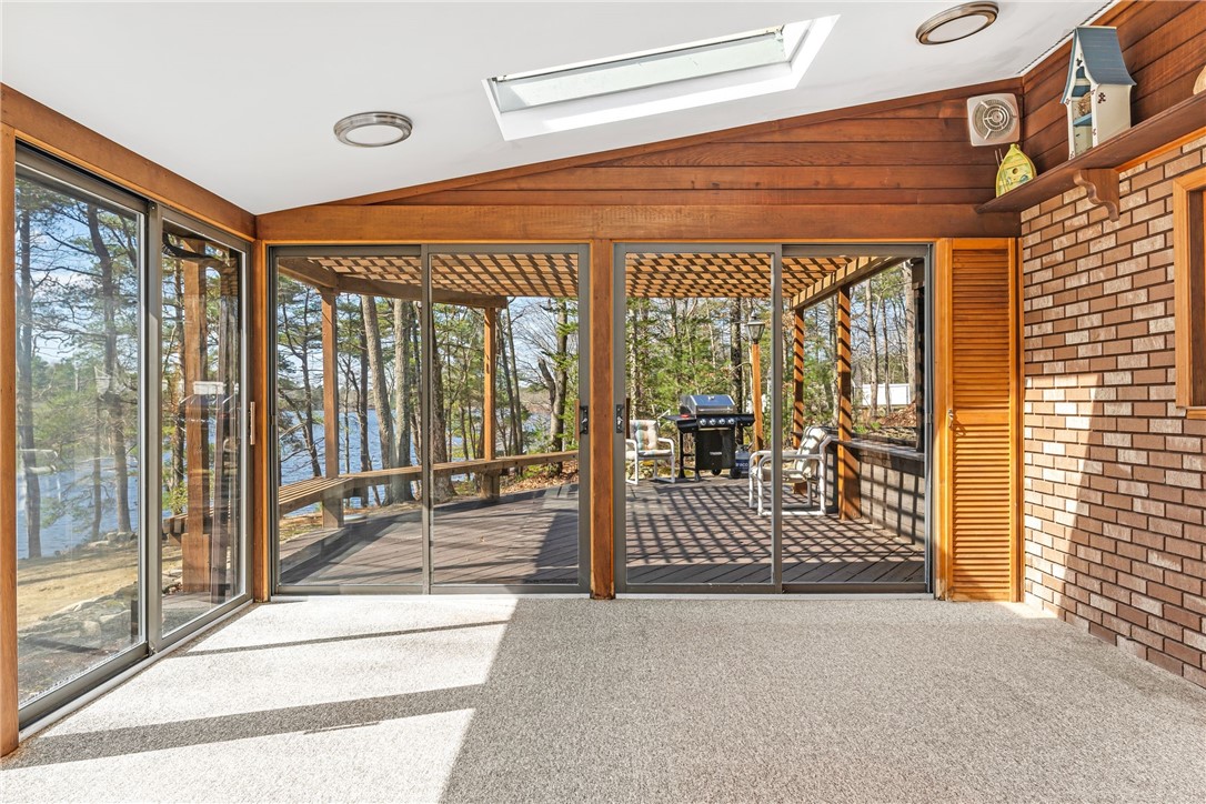 293 Lee Circle Burrillville, RI 02859 - Photo 27 of 40