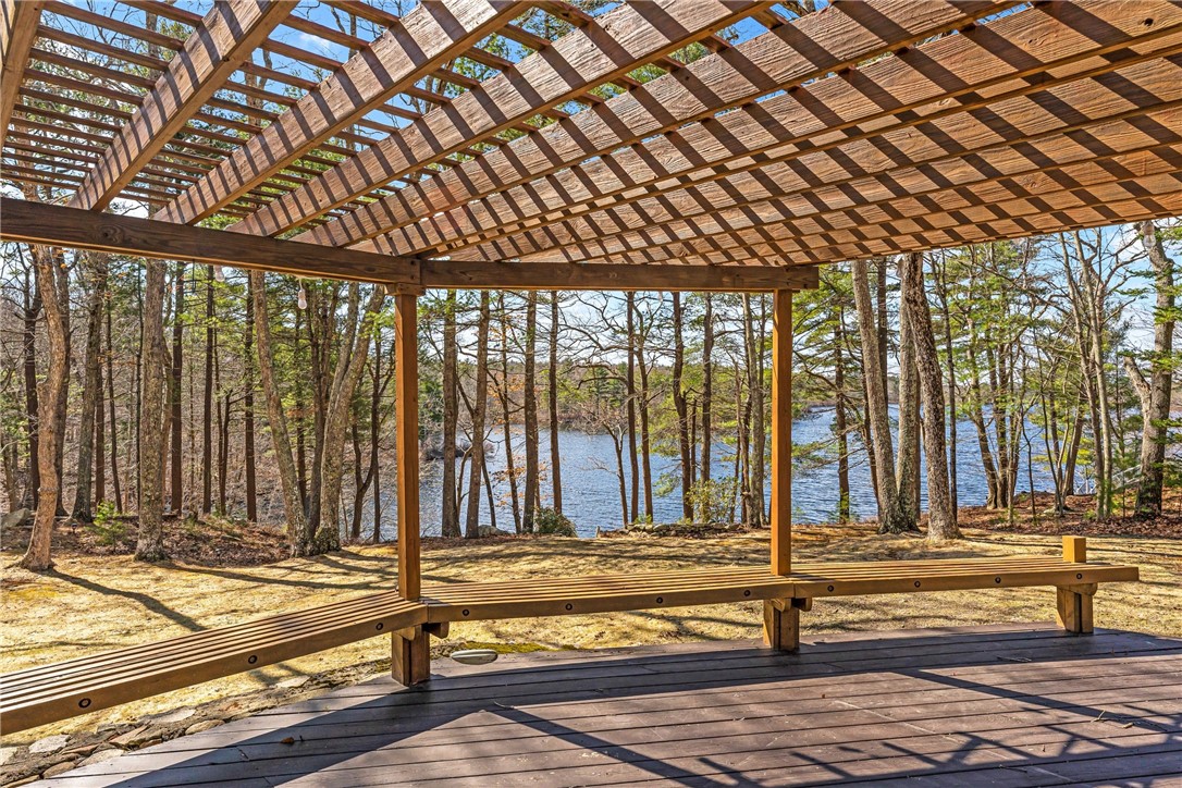 293 Lee Circle Burrillville, RI 02859 - Photo 33 of 40