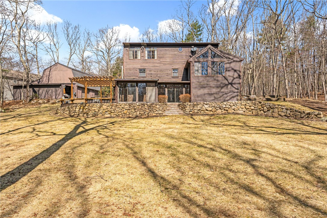 293 Lee Circle Burrillville, RI 02859 - Photo 37 of 40