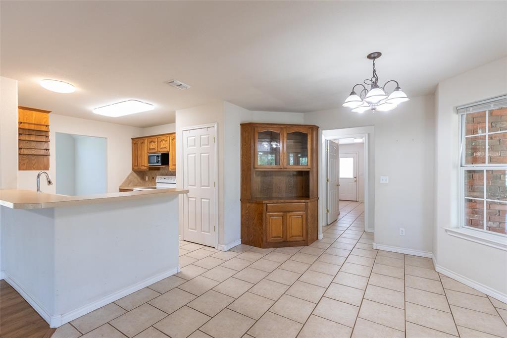 221 Codybug Road Abilene, TX 79602 - Photo 11 of 35
