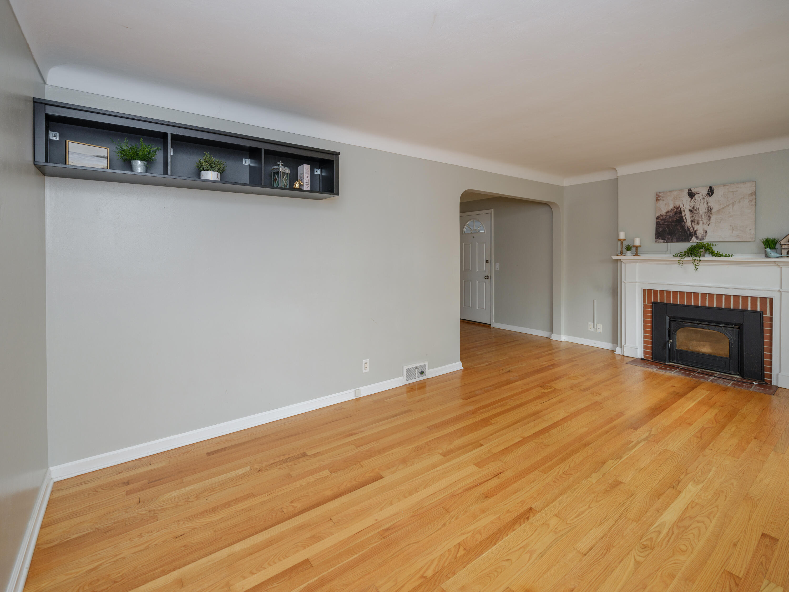 1921 Banbury Road Kalamazoo, MI 49001 - Photo 5 of 24 1921 Banbury Rd-106