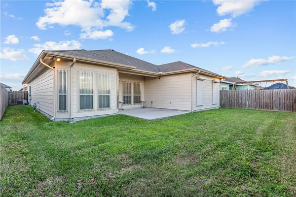 $2,499 | 3818 Pennine Way, Corpus Christi, TX 78414