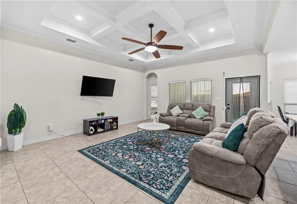 $2,499 | 3818 Pennine Way, Corpus Christi, TX 78414