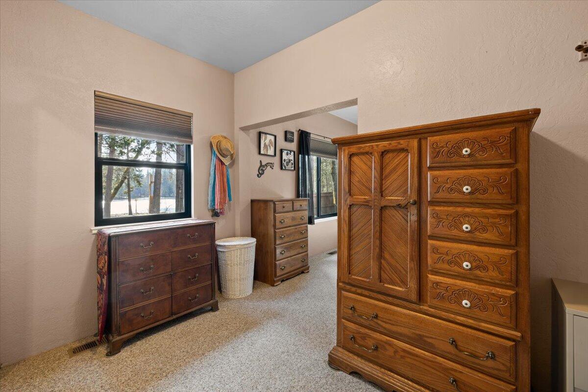 3455 Russell Road Grants Pass, OR 97526 - Photo 27 of 54 25-CI_6047